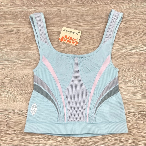 NWT Free People Movement The Essence Rib Crop Tank in Teal Combo - Picture 9 of 10